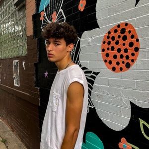 Meet your Posher, Josh